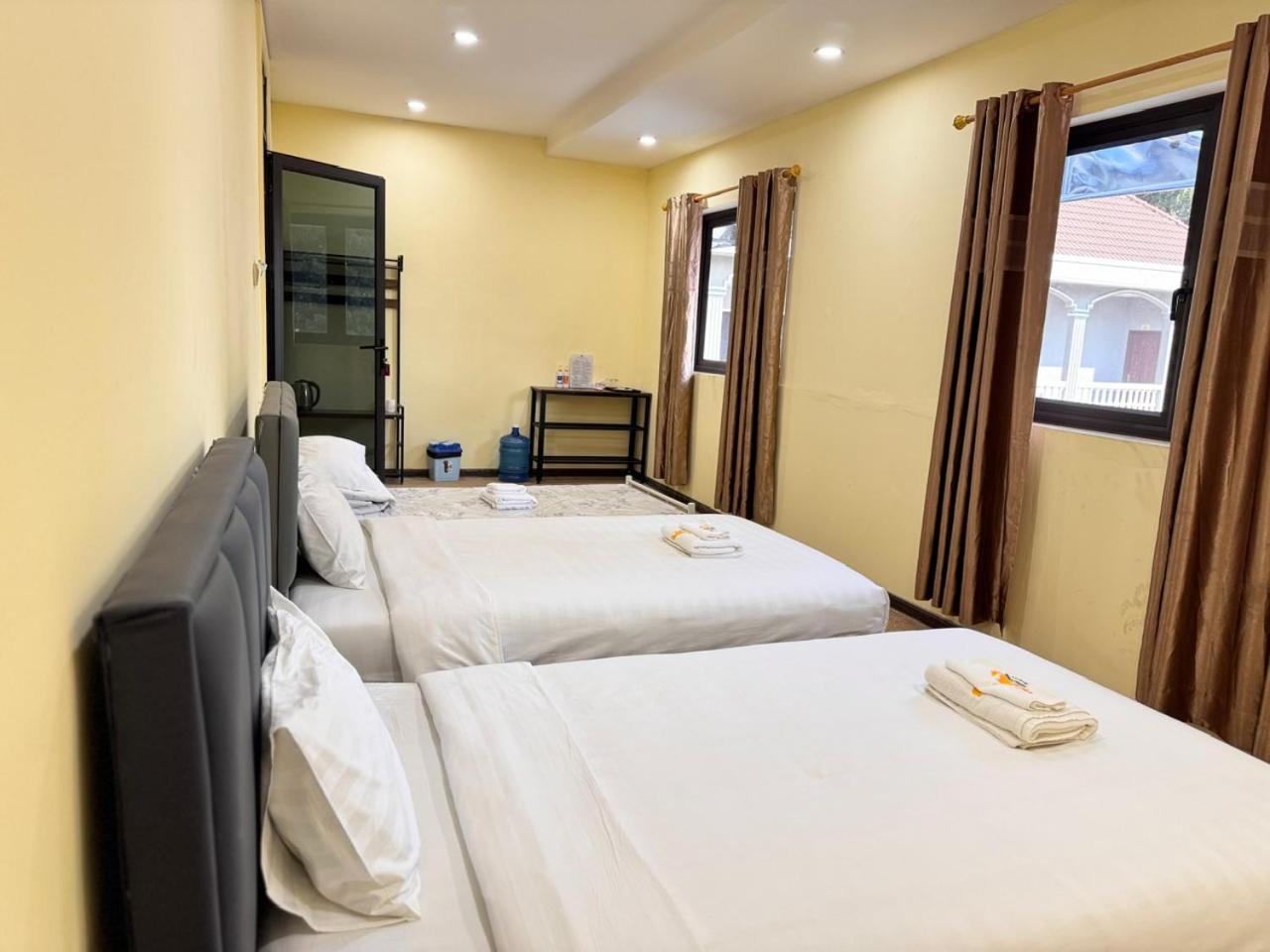 Yula Hotel Thatluang Vientiane Exteriör bild